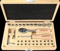 MAN 29000 - Werkzeugsatz, im Bambuskoffer, 41-teilig