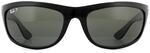Ray-Ban Envelopper les lunettes de soleil polaris&eacute;es en vert noir et noir