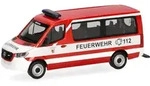 H0 PKW Mercedes Sprinter 18 Flachdach Bus Feuerwehr N&uuml;rnberg