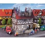 H0 brennendes Haus
