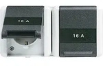 JUNG SCHUKO-Steckdose 2-fach IP44 m.Beschr.waage. 8220 KINAW