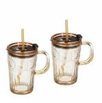 Relaxdays Trinkgl&auml;ser 2er Set Glas Hellbraun mit Henkel mit Deckel mit Strohhalm 13