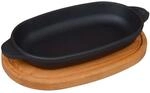 DELUKE Servierpfanne Gusseisen LUDI MIT HOLZUNTERSETZER 18x10cm Gusseiserne