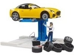 bworld PKW Service Center + bruder Roadster, Spielfahrzeug