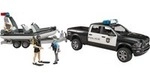 RAM 2500 Polizei Pickup, L+S Modul, Anh&auml;nger mit Boot, Modellfahrzeug