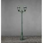 Standleuchte Laternenform gr&uuml;n lackiertes Aluminium, klares Glas