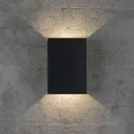 Mattschwarze LED-Au&szlig;enwandleuchte mit sehr vielen ver&auml;nderbaren Abstrahlvarianten