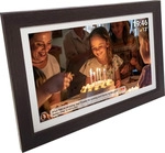 Denver PFF-1543 15,6&prime;&prime; Frameo WLAN Bilderrahmen mit IPS & 32 GB - Braun