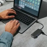 LogiLink USB 3.2 4-Port Hub - Schwarz