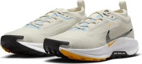 Nike W Pegasus Trail 5 Gtx Black/White-Dk Smoke Grey Black/White-Dk Smoke Grey...