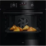 AEG 5000 SurroundCook&reg; mit SteamBake / Einbaubackofen / Pyrolytische Selbstreinigung
