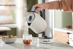 KitchenAid 5KEK1701EPL, 1,7 l, 2400 W, Schwarz, Edelstahl, Wei&szlig;, Metall, Kunststoff,