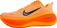 Nike HV8150-801, Nike Vomero Plus Orange Pulse - EU 45.5 Herren