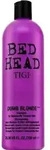 Tigi Bed Head Dumb Blonde Shampoo aufhellendes Shampoo f&uuml;r blondes Haar 750 ml