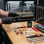 Entl&uuml;ftungsset SRAM Standard Mineral&ouml;lV2 DB8/Maven, inkl. Maxima Mineral&ouml;l -