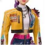 Mattel KPop Demon Hunters HUNTR/X Rumi-Modepuppe in abnehmbarem Look mit vom Film