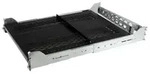 StarTech.com 2HE Server Rack Fachboden perforiert mit Kabelmanagement Arm - 70 bis 80
