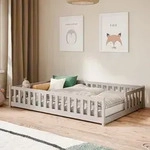 Kids Collective Kinderbett Bodenbett mit Rausfallschutz Lattenrost und Matratze