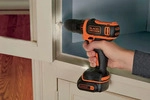 Black & Decker BDCDD12K Akku-Bohrschrauber,10,8V Li-Ion - Schwarz/Orange
