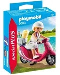 Strand-Girl mit Roller - Bunt