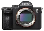 Sony &alpha; 7 III + FE 24&ndash;105 mm F4 G OSS, 24,2 MP, 6000 x 4000 Pixel, CMOS, 4K Ultra