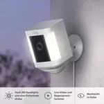 Amazon Ring Spotlight Cam Plus Plug-In White - Wei&szlig;