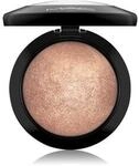 MAC Mineralize Skinfinish Highlighter