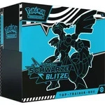 Pokemon Top-Trainer-Box Karmesin & Purpur &ndash; Schwarze Blitze