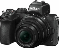 NIKON Z50 Vlogger Kit mit DX 16-50mm 1:3.5-6.3 VR (mit Zugabe)