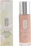 Clinique Beyond Perfecting Foundation + Concealer 30ml.