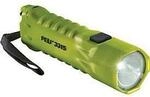 LED-Taschenlampe 3315 138 lm Handschlaufe 3xAA Mignonzellen 146m PELI