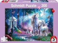 Einhornstute mit Fohlen