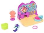 Gabby's Dollhouse Deluxe Room Spielset, Wellness Raum mit Meerk&auml;tzchen (engl.