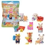 Sylvanian Families 5823 - Baustelle, Sammelfigur Baby Builders Series, 1 St&uuml;ck