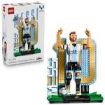LEGO Editions 43015 Lionel Messi, Fu&szlig;balllegende, Bauset f&uuml;r Kinder; Fu&szlig;ball-Deko