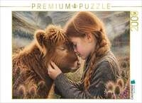 CALVENDO Puzzle Heimat der sanften Herzen. Schottisches M&auml;dchen & Highland-K&auml;lbchen