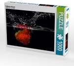 CALVENDO Puzzle Erdbeere Wasser 1000 Teile Lege-Gr&ouml;&szlig;e 64 &times; 48 cm Foto-Puzzle f&uuml;r