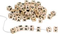 Goki HD270 - Buchstabenw&uuml;rfel mit Schnur, 300-teilig, natur, Holz/Textil,