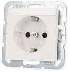 Gira 446227 SCHUKO-Steckdose 16 A 250 V~ mit Beschriftungsfeld und Shutter System 55,
