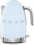 Smeg KLF04PBEU 50s Style Wasserkocher, 2400W, 1,7 L, 7 Temperaturstufen, pastellblau