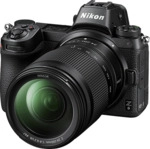 NIKON Z6III Kit Systemkamera mit Objektiv 24 - 200mm, 8 cm Display Touchscreen, WLAN