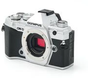 Olympus OM-D E-M5 Mark III silber Geh&auml;use Topzustand, nur 1960 Ausl&ouml;sungen
