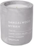 blomus SANDALWOOD MYRRH Duftkerze 8 cm grau