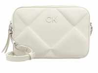 Calvin Klein Crossbody Bags - Re-Lock Quilt Camera Bag - Gr. unisize - in Creme...