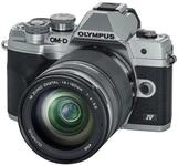Olympus OM-D E-M10 M IV+ED 4-5,6/14-150 mm II silber Kamera-Kit Systemkamera