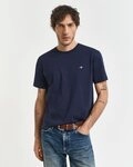 Gant T-Shirt REG SHIELD SS T-SHIRT mit Logostickerei auf der Brust