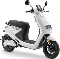 Luxxon E-Motorroller E2100, 2000 W, 45 km/h, bis zu 50 km Reichweite, mit