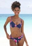 LASCANA B&uuml;gel-Bikini-Top, im Bl&auml;tter-Design