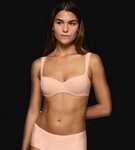 Triumph Balconette-BH Body Make-Up Illusion Komfort B&uuml;gel, gef&uuml;ttert, seidenweiche