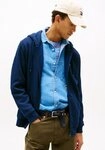 Tommy Jeans Kapuzensweatjacke TJM REGULAR S FLAG ZIP FLEECE THRU mit bestickten